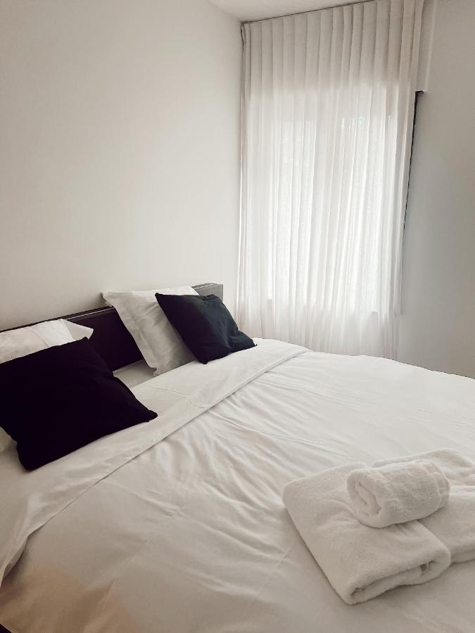 הוילה איפר Vakantiewoning Number 44 מראה חיצוני תמונה